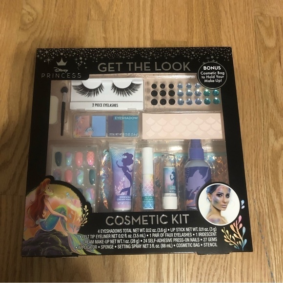 Disney Princess Ariel Cosmetic Kit Get the Look NEW Lashes Nails Little Mermaid - Picture 1 of 2